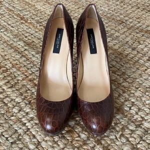 Ann Taylor brown leather perfect platform pump, 7